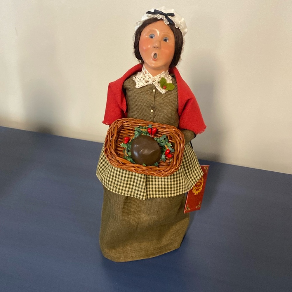 Buyers Choice Caroler; Mrs. Cratchet
